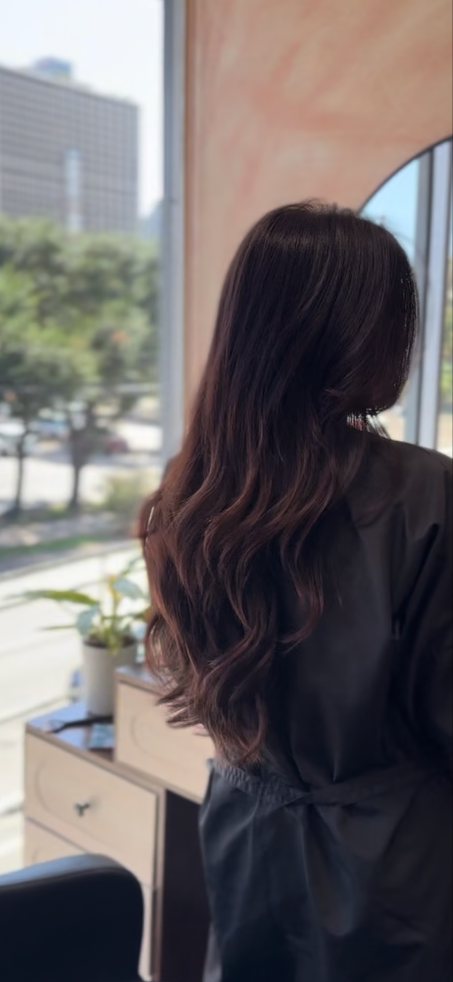 Long dark wavy hair